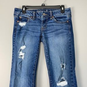American Eagle Favorite Boyfriend Jeans. Size 4
